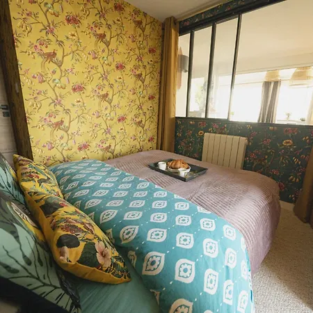 Apartment Les Jardins Du Couchant-7 By Interhome *