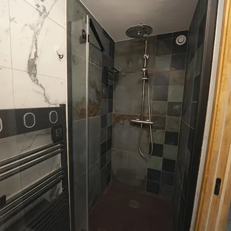 Apartment Les Jardins Du Couchant-7 By Interhome