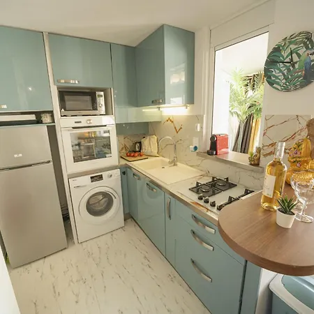 Apartment Les Jardins Du Couchant-7 By Interhome *